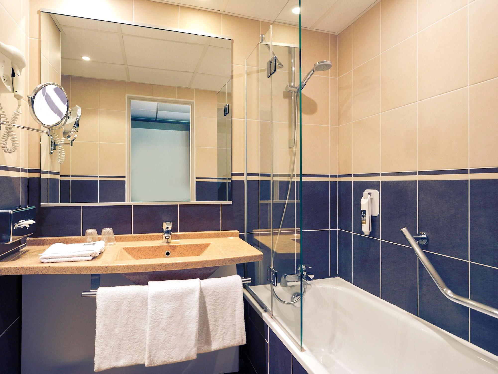 Mercure Centre Champ De Mars Hotel
