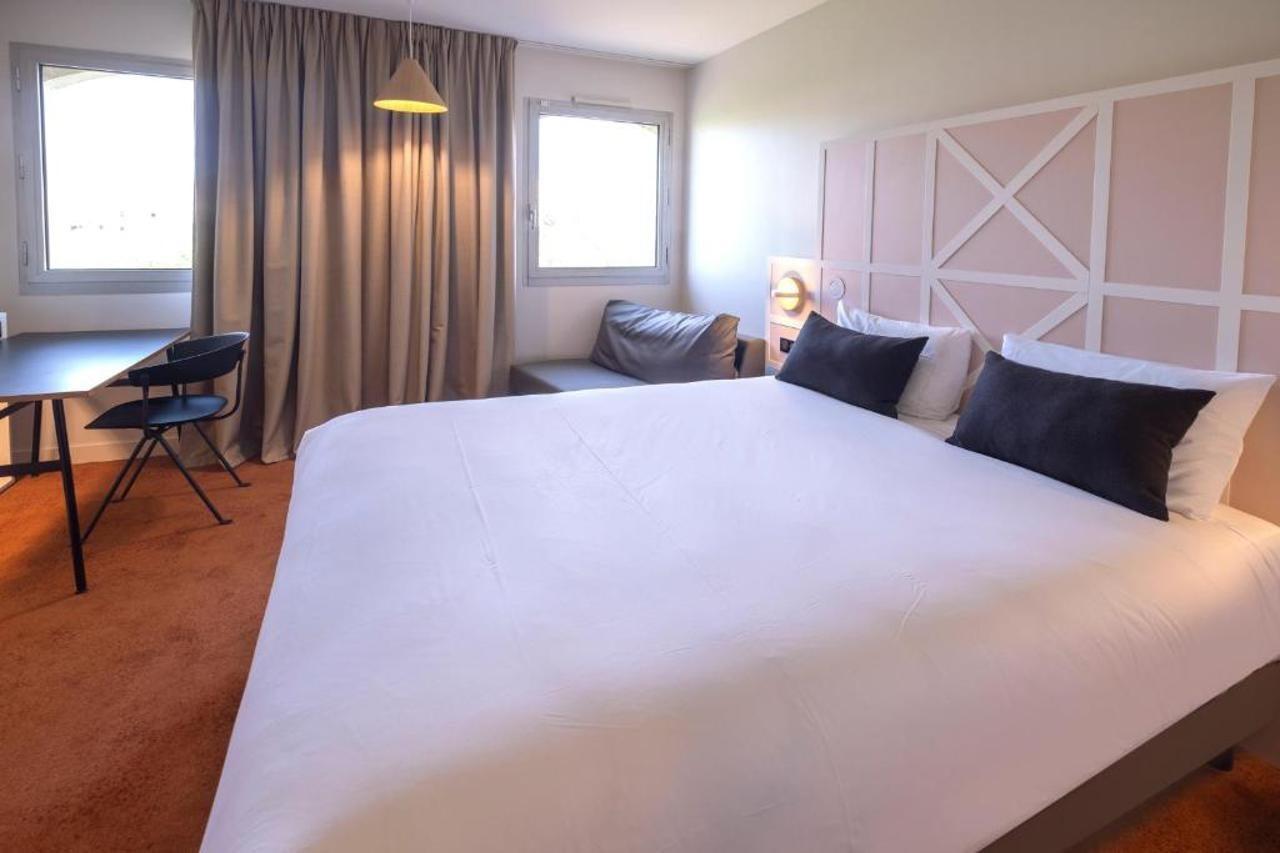 Mercure Centre Champ De Mars Hotel 4*