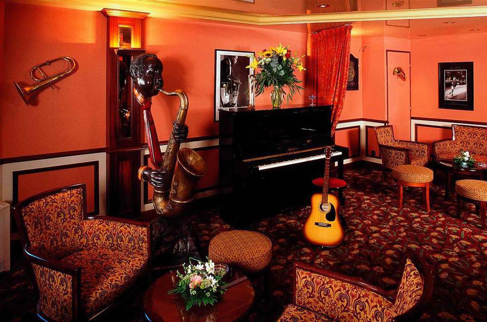 Mercure Centre Champ De Mars Hotel